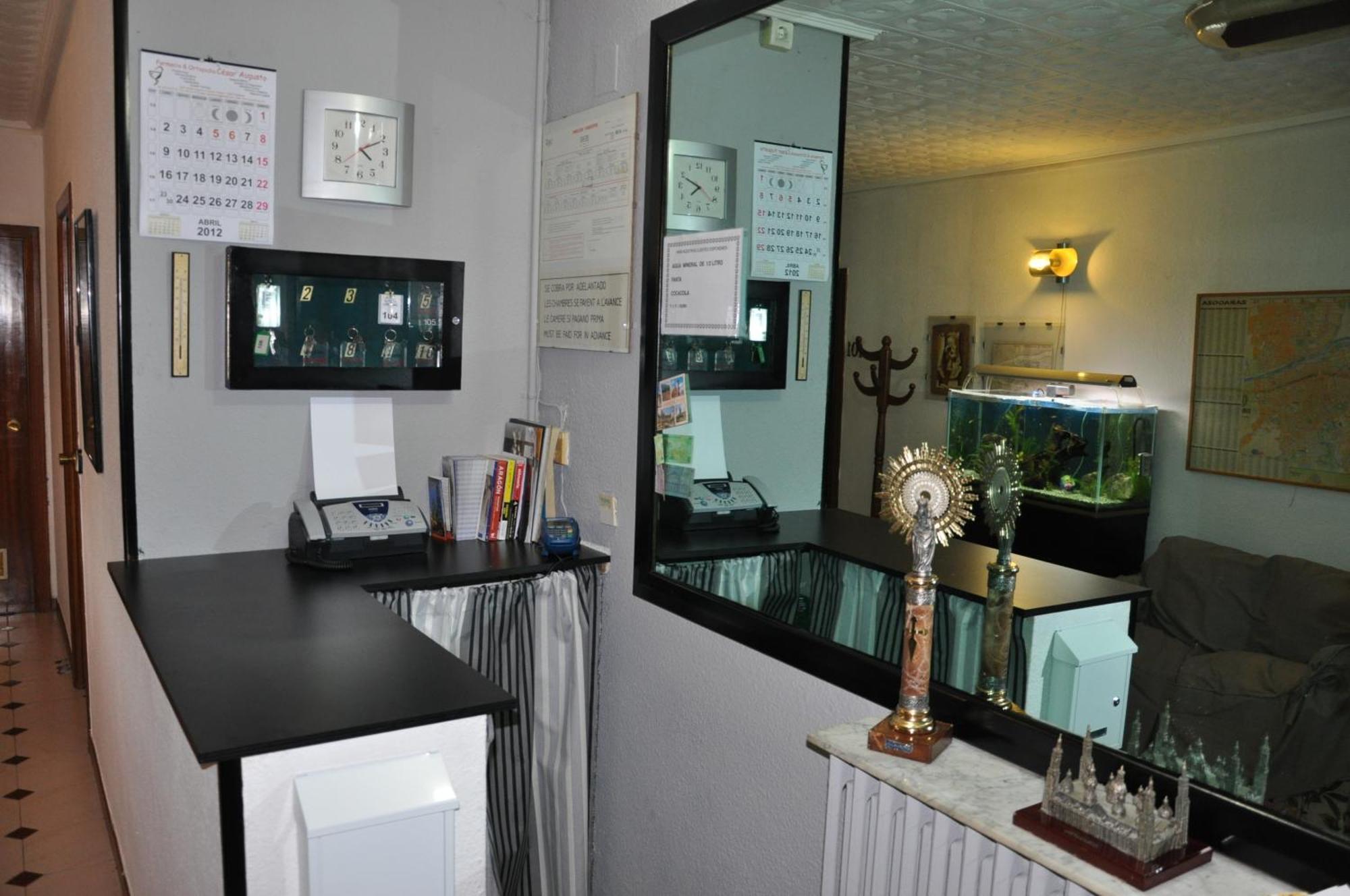 Hostel Central 사라고사 외부 사진
